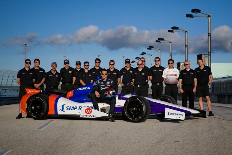 Spītējot sankcijām, Mihails Aļošins nodrošinājis SMP finansējumu un startēs IndyCar