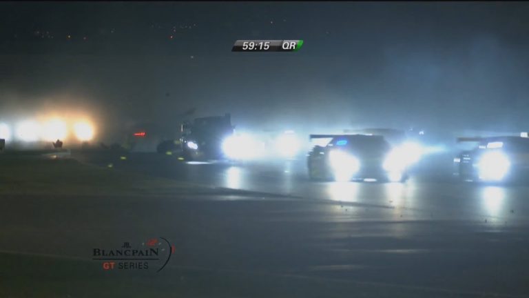 Daudzu mašīnu sadursme Blancpain GT čempionātā