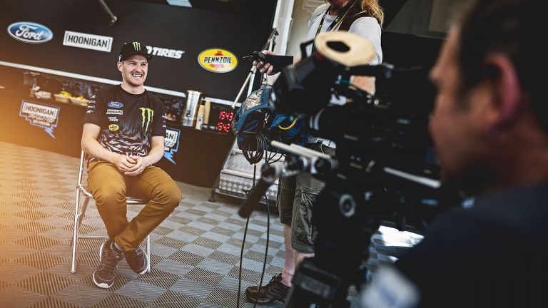 Kā Bakerūds izmantoja vārdu RUMPELSTILSKIN savā intervijā Portugālē