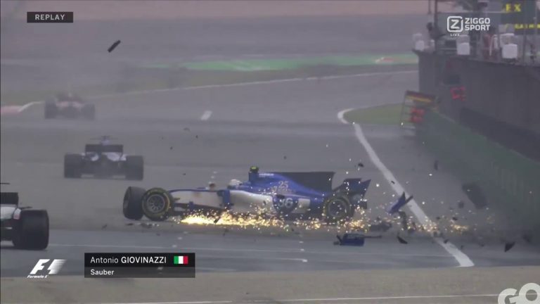 Antonio Džiovinaci avārija sacīkstēs Ķīnā