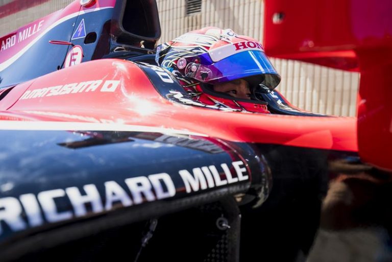 Leklerks turpina mirdzēt F2 čempionātā, atklāta GP3 sezona