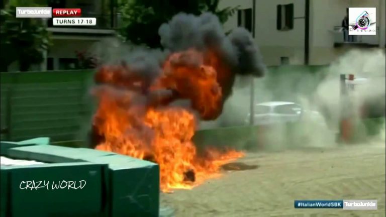 Lavertija ugunīga avārija WSBK sacensībās Lavertija ugunīga avārija WSBK sacensībās