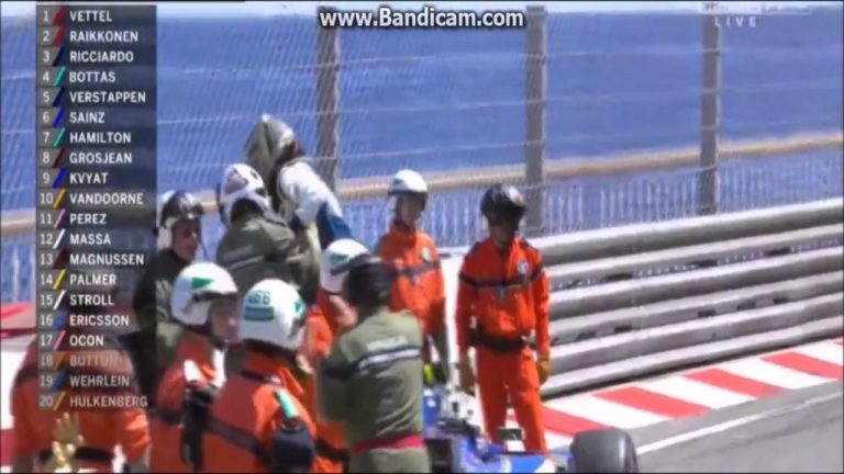 Verleins paliek sāniski gaisā pēc avārijas ar Batonu