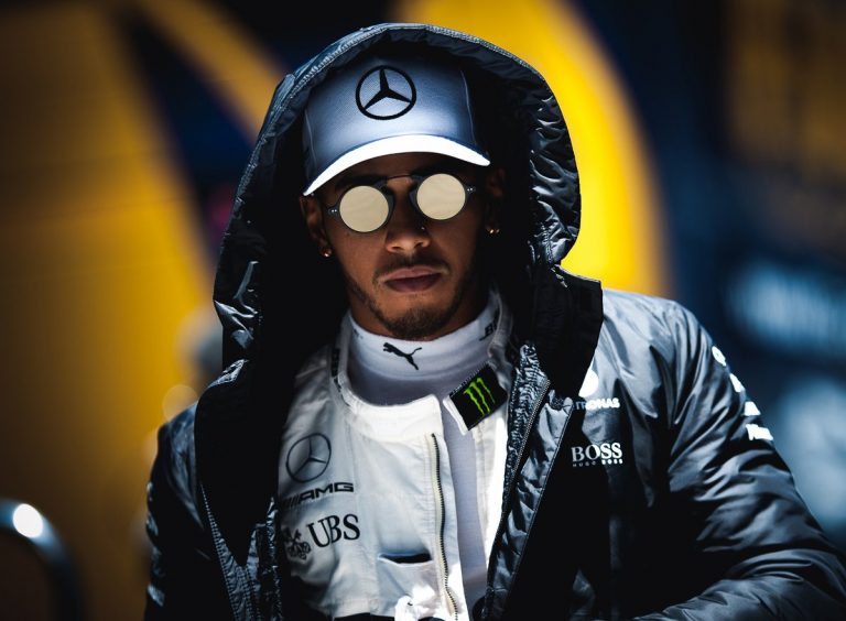 3 F1 un 2 NASCAR braucēji starp 100 pelnošākajiem sportistiem pasaulē