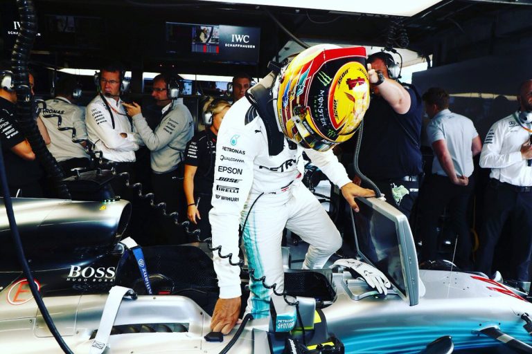 Hamiltons ar pole position Kanādā panāk leģendāro Airtonu Sennu