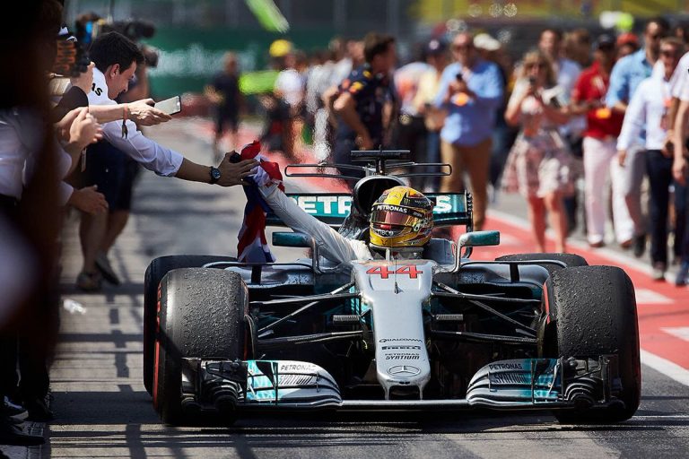 ‘Mercedes’ atklāj savu F1 komandas budžetu un 2017. gada ienākumus
