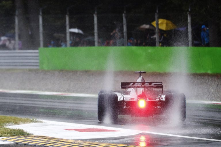 Kvalifikācija apturēta pēc Grožāna avārijas