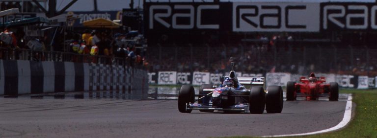 Pirms 20 gadiem – Vilnēva triumfs un Šūmahera negods