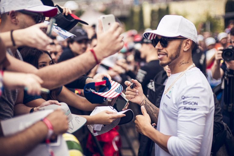 Hamiltonam pole position arī Teksasā