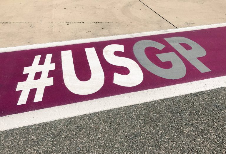 F1 Amerikā cīnās ar krūts vēzi