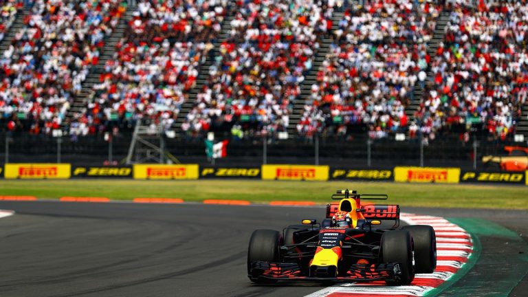 Luiss Hamiltons nodrošina čempiona titulu pēc sadursmes ar Fetelu