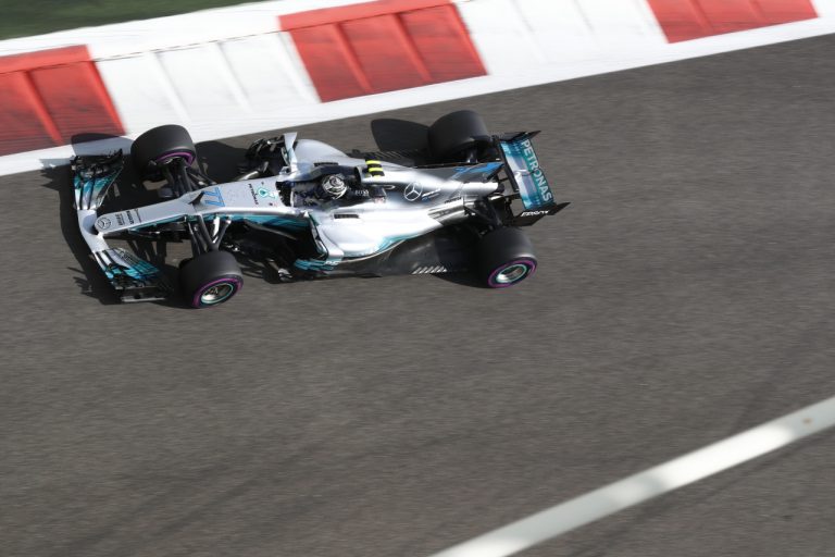 Botasam pole position F1 sezonas pēdējā kvalifikācijā