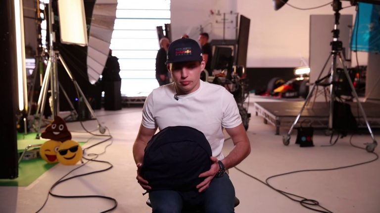 Verstapens prezentē savu jauno ķiveres dizainu