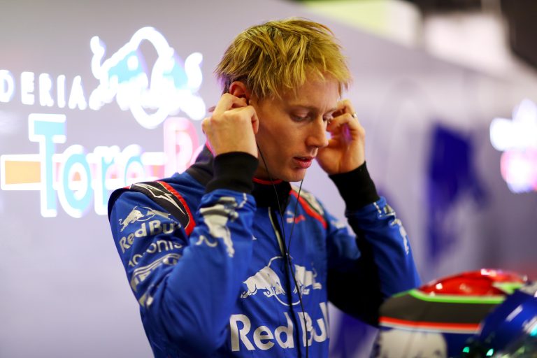 Iepazīsti F1 braucējus – Brendons Hārtlijs
