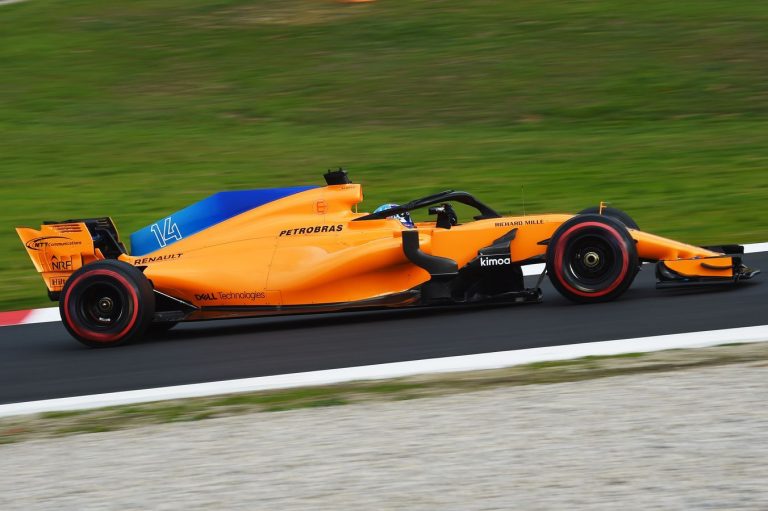 F1 sezonu gaidot – ‘McLaren’ ar jaunu dzinēju un vecām kaitēm