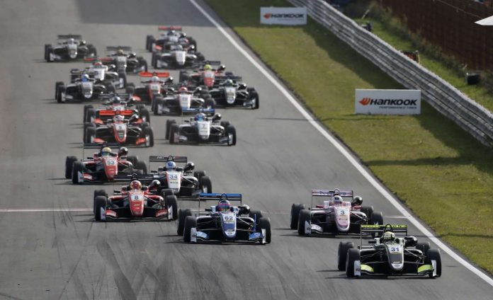 FIA Formula 3 European Championship 2017, round 7, race 3, Zandvoort (NED)