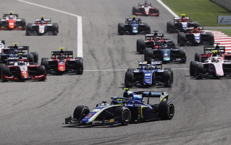 F2 apdzīšanu festivāls Bahreinā: Noriss uzvar, Markelovs no boksiem uz pjedestāla