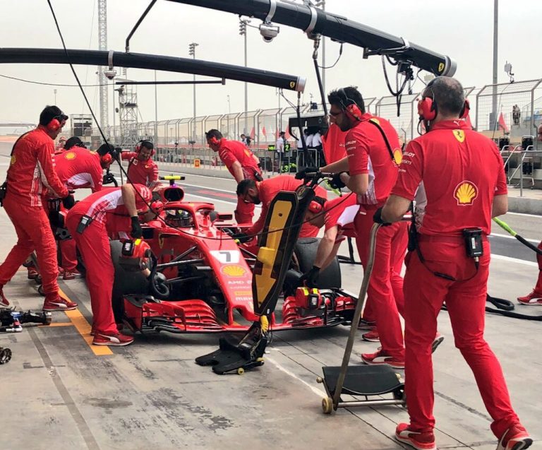 Raikonena mehāniķim lauzta kāja, komandai bargs sods