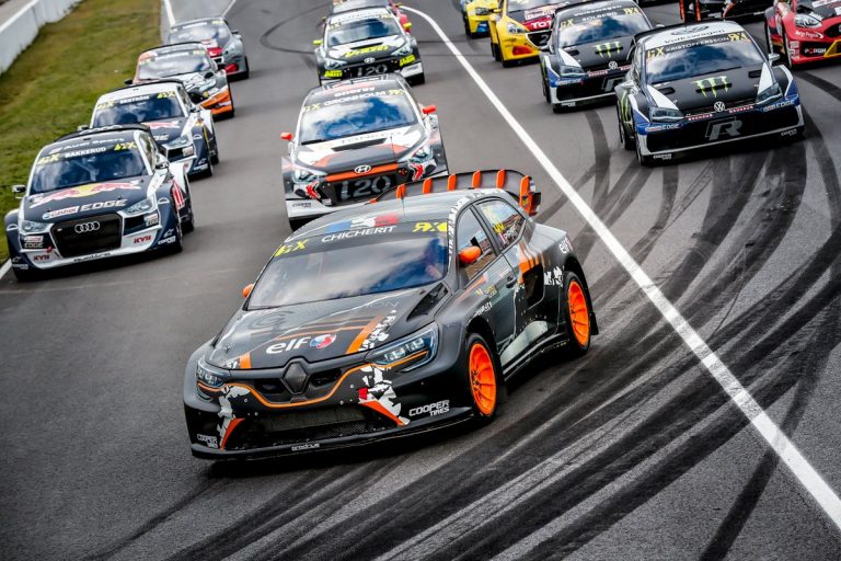 Pirms Latvijas RX tiks aizvadīta braucēju parāde Vecrīgā