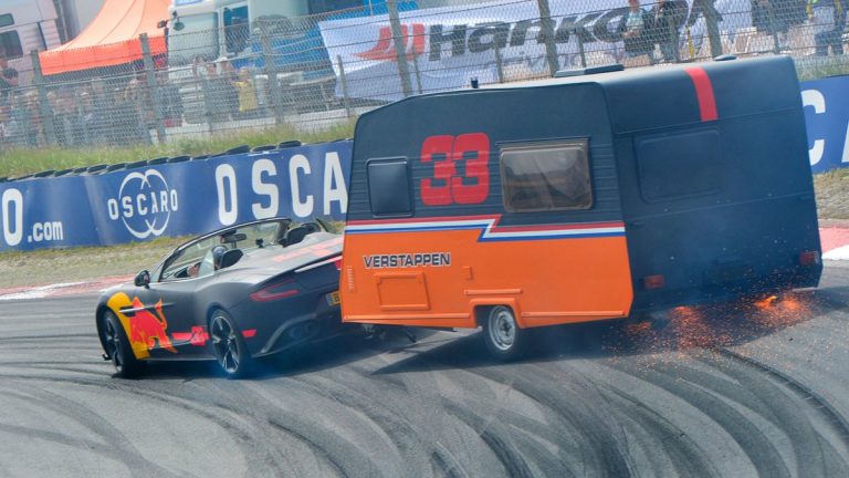 Verstapens un Rikjardo izārda treilerus Zandvortā Verstapens un Rikjardo izārda treilerus Zandvortā