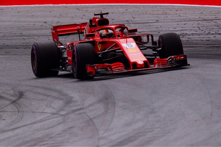 Fetels labo trases rekordu un uzrāda ātrāko apli Austrijas GP trešajos treniņos