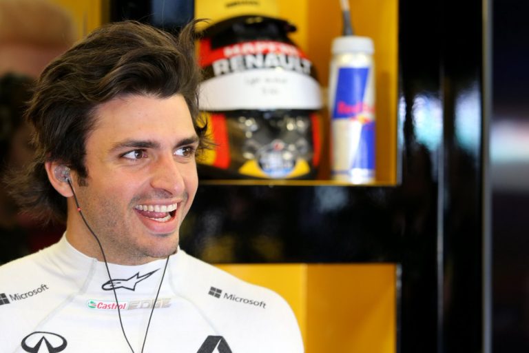 ‘Ferrari’ apstiprina, ka Saincs kļūs par Fetela aizvietotāju