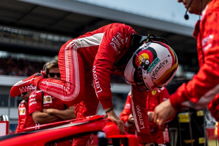 Rosbergs uzskata, ka Fetels centās pārāk daudz