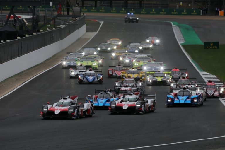 Alonso vēl viena uzvara, Batona neveiksmes turpinās, Sennam lauzta kāja