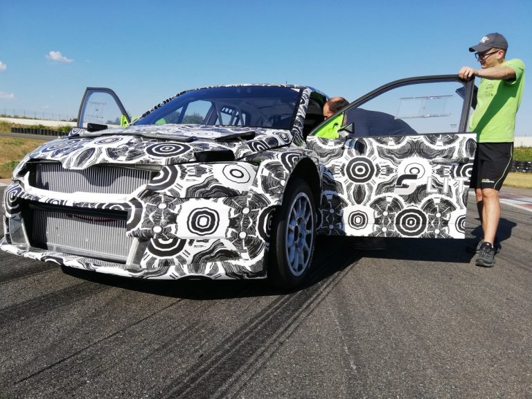 Nākamgad pasaules rallijkrosa čempionātā varētu startēt komanda no Lietuvas