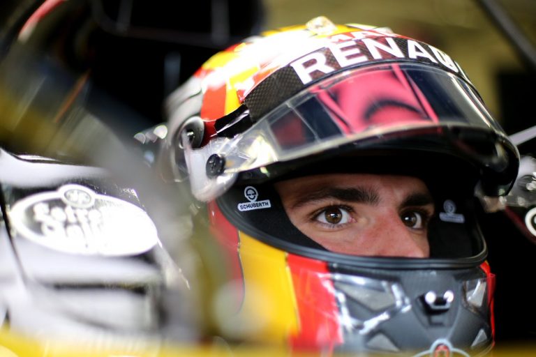 Saincs paraksta līgumu ar ‘McLaren’