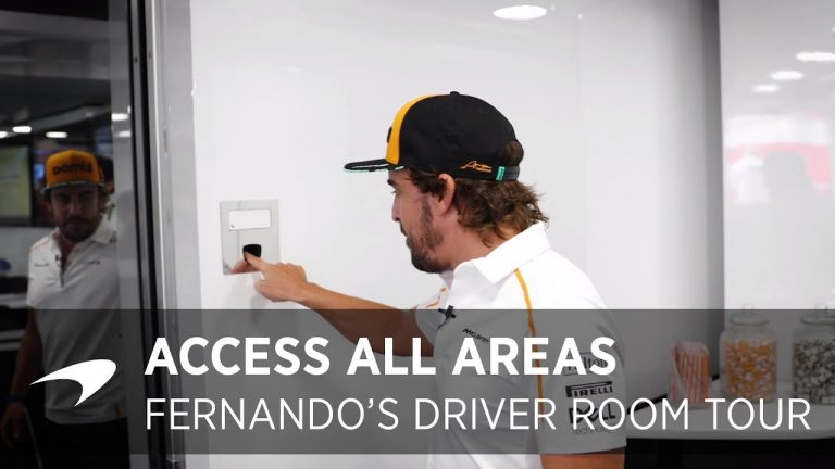 Alonso izrāda F1 braucēju telpas Alonso izrāda F1 braucēju telpas