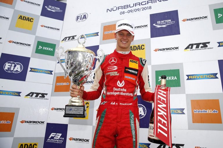 Šūmahers satriec konkurentus savās mājās