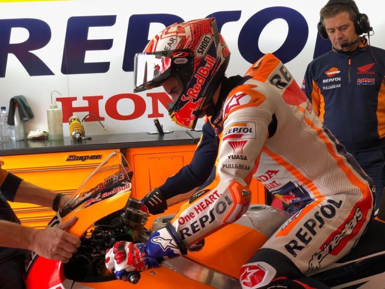 Markesam pārliecinoša pole position, Kračlovam lauzta kāja un sezona galā