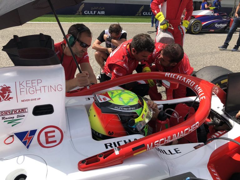 Šūmahers F2 debitē ar astoto vietu, rīt sāks no pole position