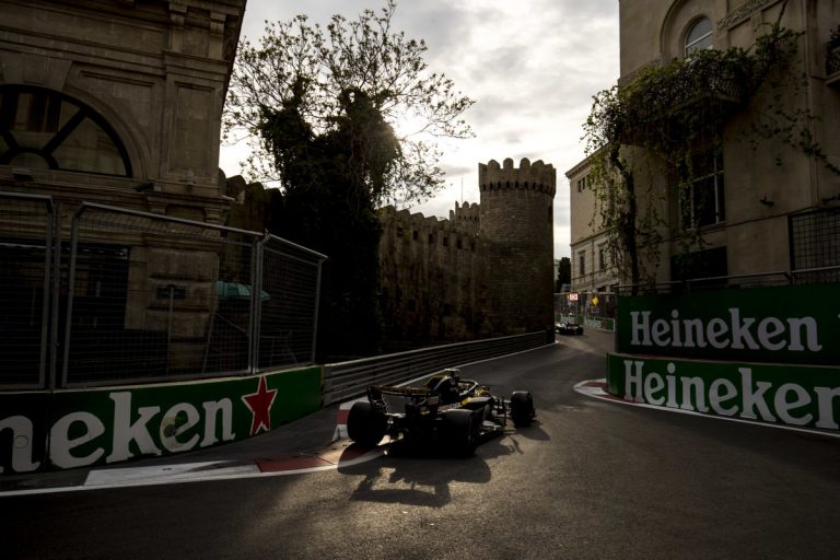 ‘Ferrari’ kārtējais revanša mēģinājums Baku