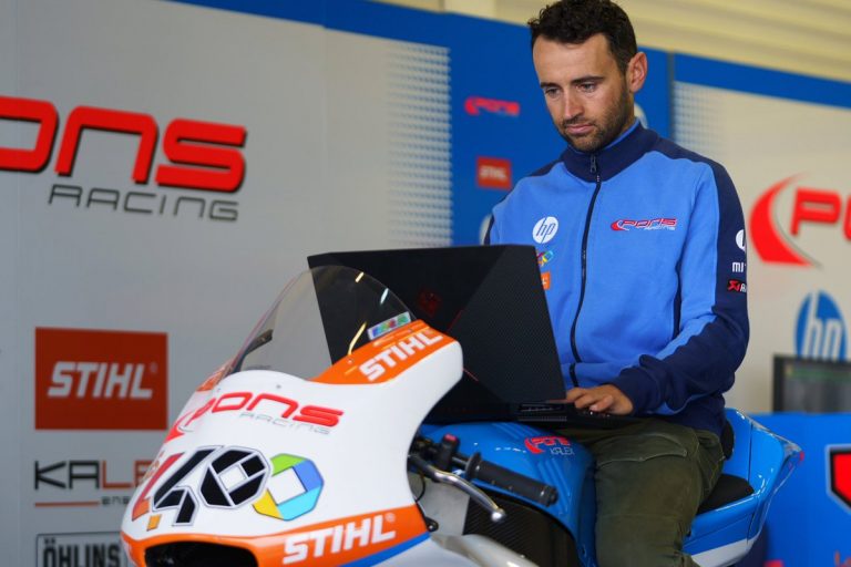 Kādreizējo MotoGP braucēju Barberu tur aizdomās sava motocikla zādzībā