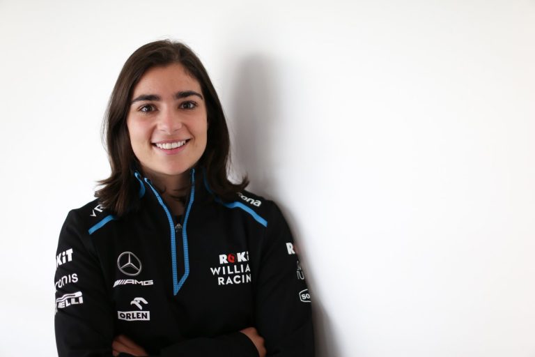 W Series zvaigzne Čadvika paraksta līgumu ar ‘Williams’ F1 komandu