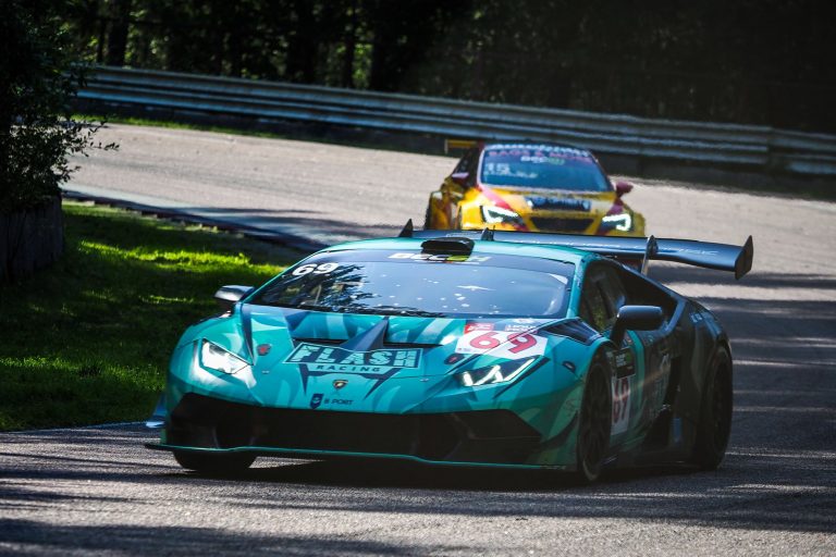 ‘Riga Summer Race’ izturības sacīkstēs uzvar ‘Flash Racing Latvia’