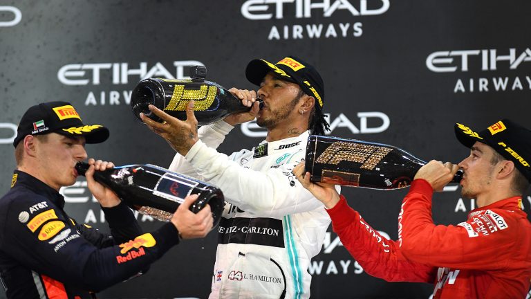 Verstapenam trešā vieta kopvērtējumā, Saincs pakāpjas uz labāko sešinieku