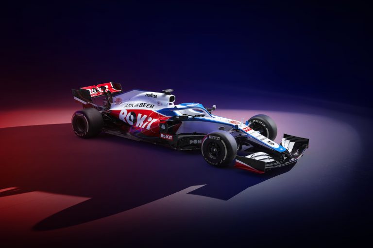 ‘Williams’ parāda jauno FW43 modeli, kas ieguvis arī sarkanu nokrāsu [Foto]