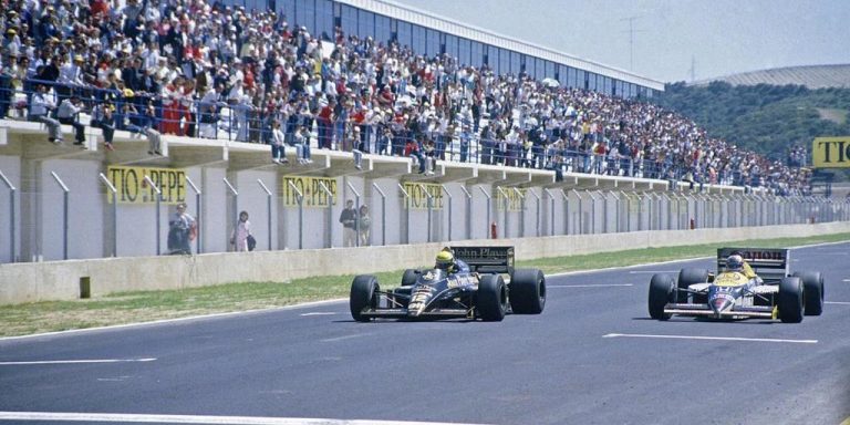 Neievērojot 2 metru distancēšanos – ciešākie finiši F1 vēsturē