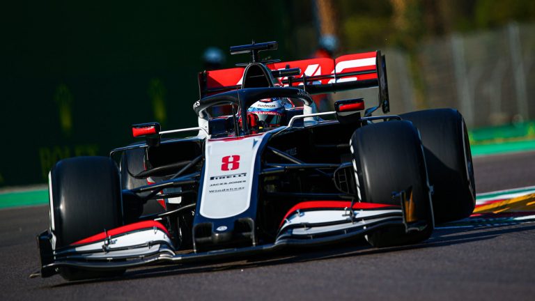 ‘Haas’ jaunumi: Mazepins paliek komandā; vienībai jauna bāze Maranello