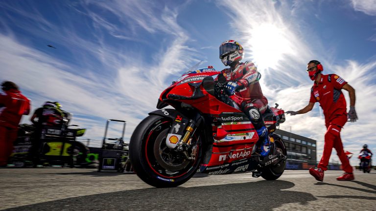 MotoGP zvaigzne Doviciozo izlaidīs nākamo sezonu