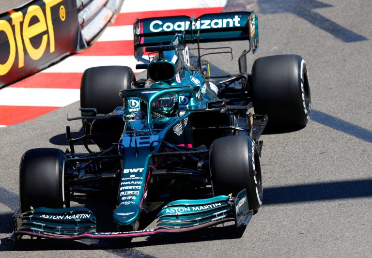 Interneta asprāši paņirgājas par Monako GP režisora kļūmi