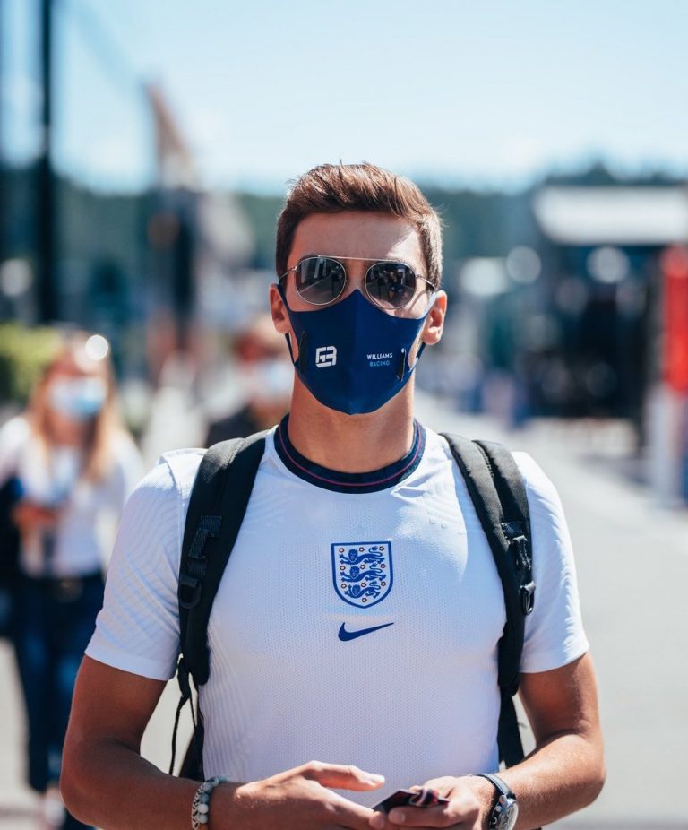 Austrijas GP kvalifikācijā Džordžs Rasels iekļūst Q3, Lando Noriss 1.starta rindā