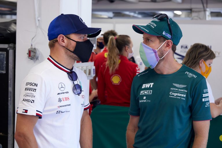 Ungārijas GP: Botass un Strols saņem sodu, Fetels pie tiesnešiem par t-krekla izvēli, Hamiltons nonācis ārstu aprūpē