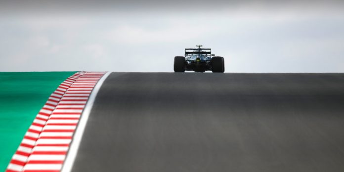 Aston-martin-fp1-scaled-e1633686390491