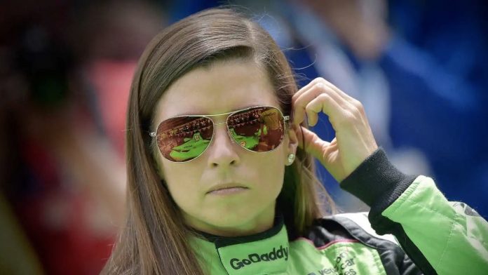 DanikaPatrika Danika Patrika