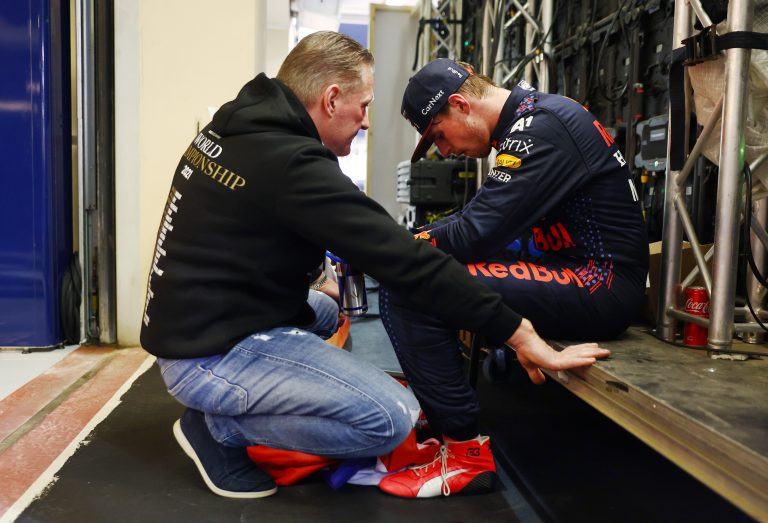 Netflix F1 seriāls ‘Drive to Survive’ publicē jaunās sezonas izlaišanas datumu