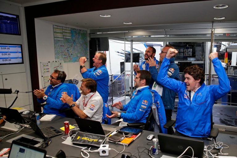 ‘Williams’ komandai pievieno bijušo VW motorsporta divīzijas vadītāju Svenu Smītsu